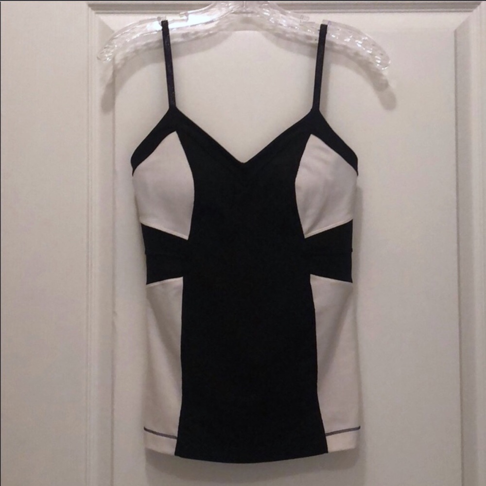 Lululemon White and Black Detail Tank